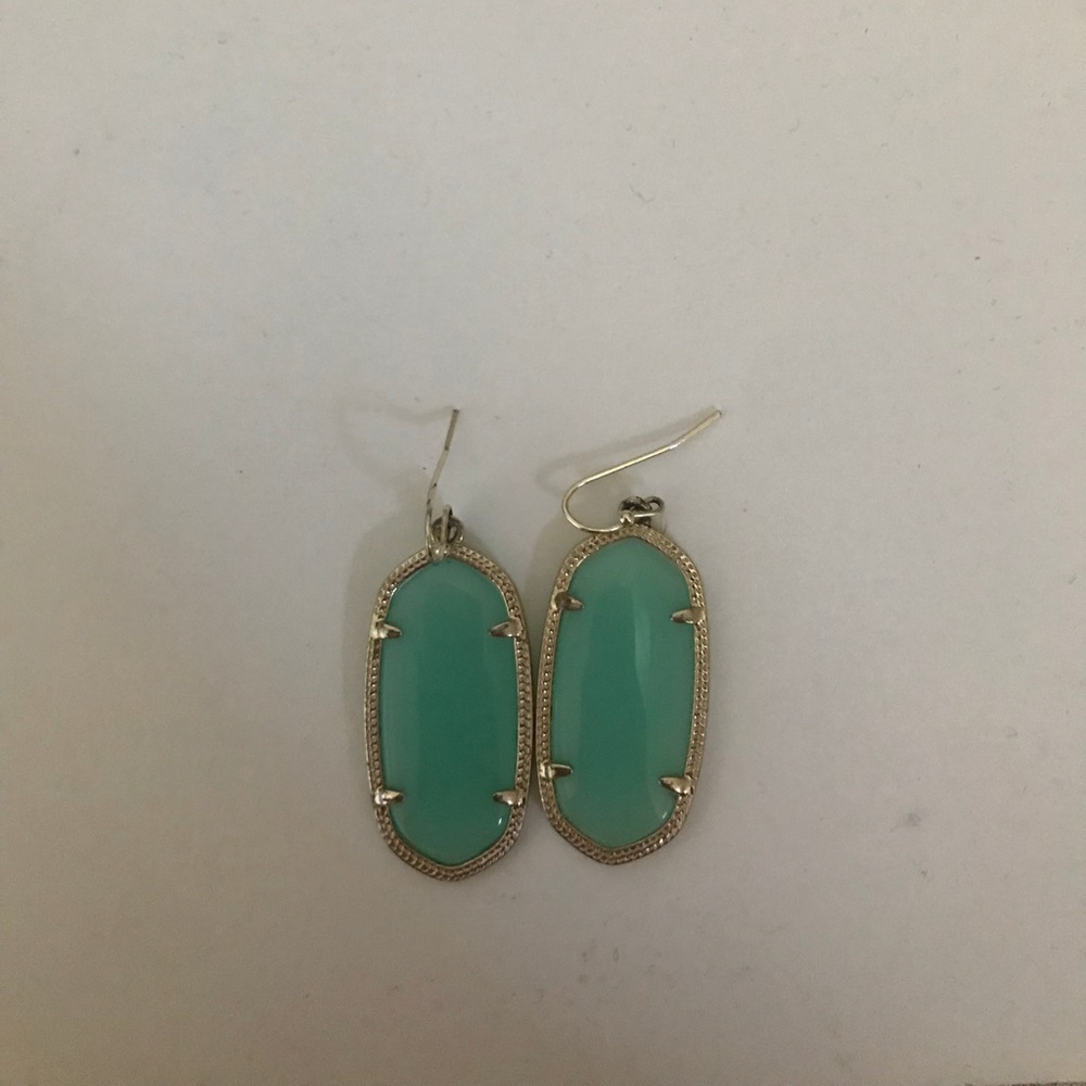 Sea Foam Green Kendra Elle Drop Earrings!